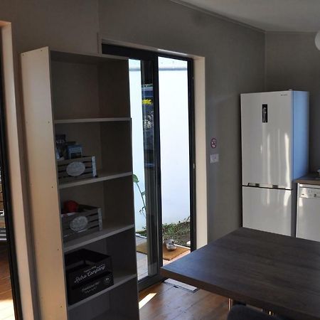 Ti Joli Caz En Bois Apartman Saint-Gilles-les Hauts Kültér fotó