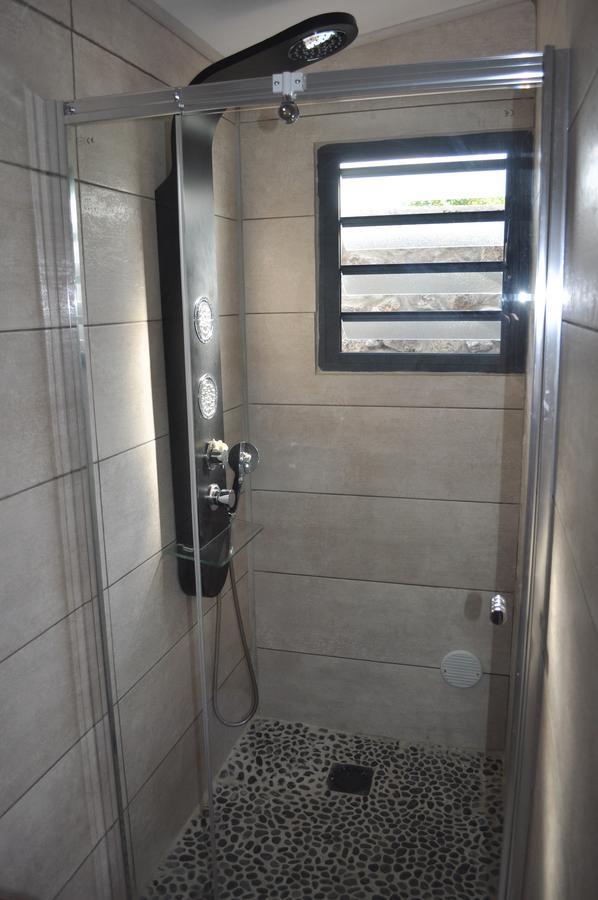 Ti Joli Caz En Bois Apartman Saint-Gilles-les Hauts Kültér fotó