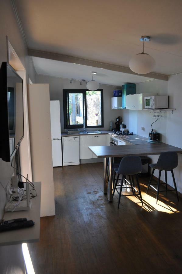 Ti Joli Caz En Bois Apartman Saint-Gilles-les Hauts Kültér fotó